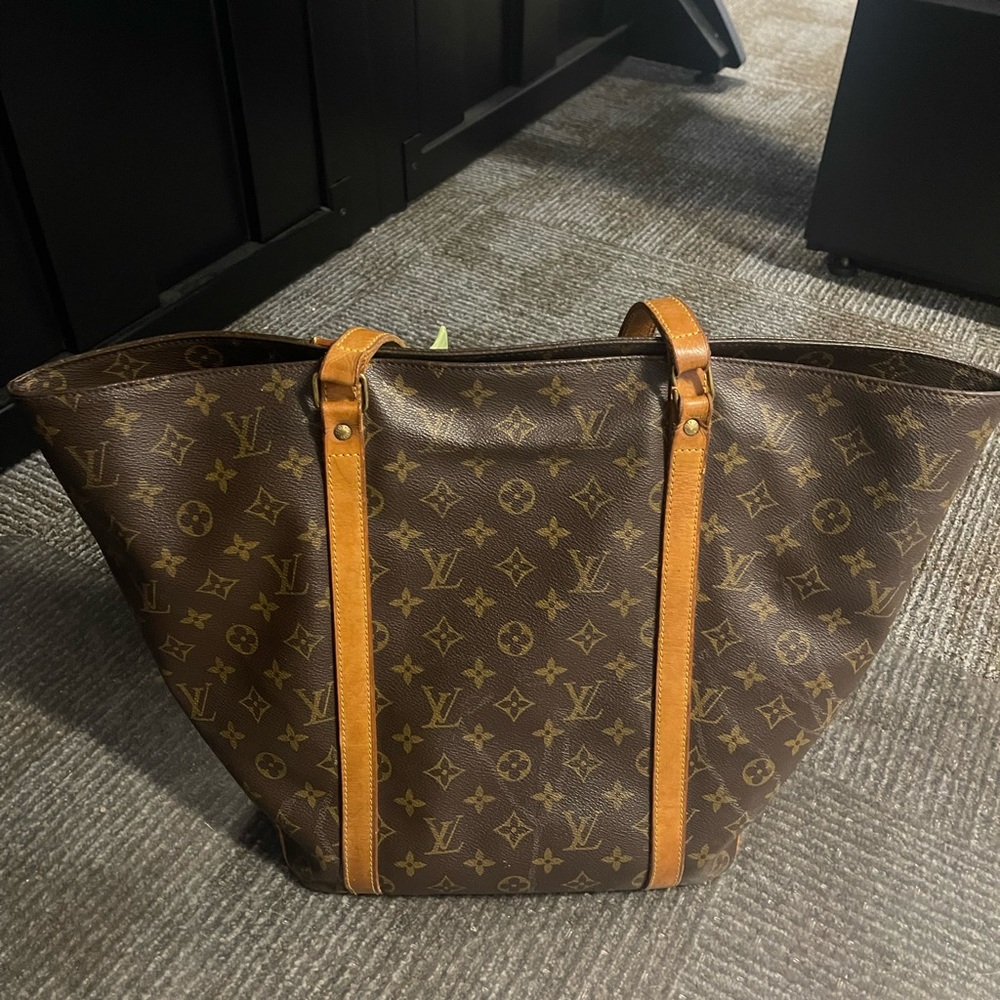 Authentic Louis Vuitton Sac Shopping Tote